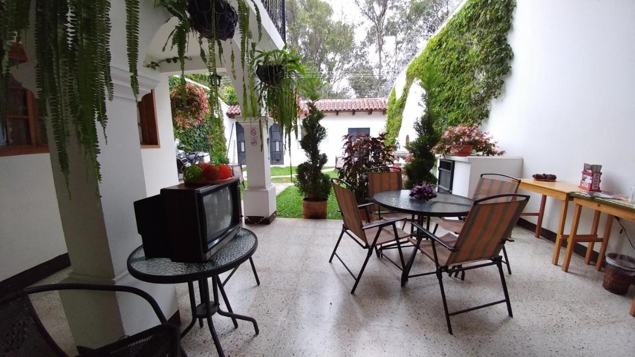Ixkanul Antigua Hotel Exterior foto